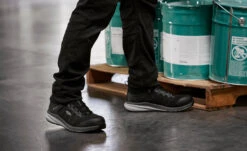 Keen Women's Vista Energy Mid (Carbon-Fiber Toe) | Vapor/Black 13 Keen Women's Vista Energy Mid (Carbon-Fiber Toe) | Vapor/Black -Keen Store 1025220 PDP TopImage