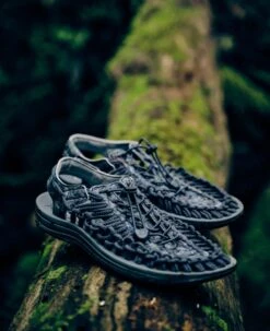 Keen Men's UNEEK Sneaker X ELNEST | Yakushima Forestra Camo -Keen Store KEEN M UNEEKxElnest Lifestyle PDP Single Right NoLogo