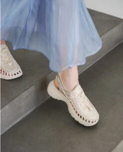 Keen Women's UNEEK Astoria Sandal X SNIDEL | Birch/Plaza Taupe 20 Keen Women's UNEEK Astoria Sandal X SNIDEL | Birch/Plaza Taupe -Keen Store KEEN W UNEEKAstoriaxSNIDEL Lifestyle PDP Single Left