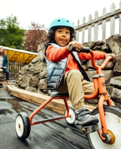 Keen Little Kids' Speed Hound | Black/Camo 14 Keen Little Kids' Speed Hound | Black/Camo -Keen Store KidsSpeedHoundPDPLifestyle2Kids1026194 d995cd95 8e50 41a8 b135 1a97c932847c