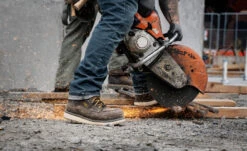 Keen Men's Cincinnati 6" Waterproof Boot (Carbon-Fiber Toe) | Dark Chocolate/Sandshell 13 Keen Men's Cincinnati 6" Waterproof Boot (Carbon-Fiber Toe) | Dark Chocolate/Sandshell -Keen Store SDD 505 PDP Cincinnati 1026885 Top Image