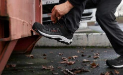 Keen Men's Reno KBF Waterproof (Carbon-Fiber Toe) | Red Clay/Black -Keen Store SDD 506 PDP Reno 1027106 Top Image b3f16c31 caab 4cfe b4bc 5ed5364fb076