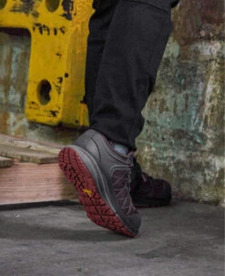 Keen Women's Vista Energy (Carbon-Fiber Toe) | Magnet/Rhubarb -Keen Store SDD 554 VistaEnergy 1026662 Right Image