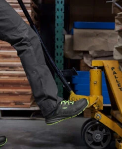 Keen Men's Vista Energy (Carbon-Fiber Toe) | Magnet/Green Glow -Keen Store SDD 554 VistaEnergy 1026886 Left Image