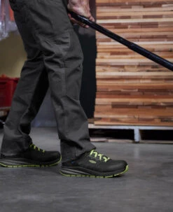 Keen Men's Vista Energy (Carbon-Fiber Toe) | Magnet/Green Glow -Keen Store SDD 554 VistaEnergy 1026886 Right Image