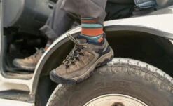 Keen Men's Targhee III Waterproof | Bungee Cord/Black -Keen Store TargheeIIILowPDPLifestyle1Mens 9f370cba 4185 4398 87dd 44b004bc7c49