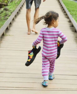 Keen Toddlers' Seacamp II CNX | Cayenne/Evening Primrose -Keen Store TotsSeacampLifestyleSingleRight 4a422904 1c97 4e7d a5ef b3cb748068cf