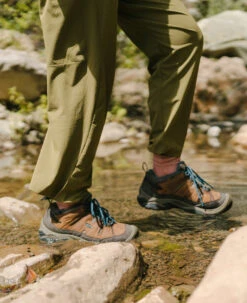 Keen Women's Circadia Waterproof Shoe | Steel Grey/Boysenberry -Keen Store WCircadia WideLifestylePDPSingleLeft f715dc47 5b3d 4397 a0b2 d77b49dbfa7a