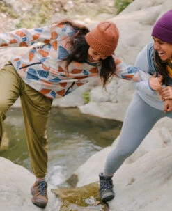 Keen Women's Circadia Waterproof Shoe | Syrup/North Atlantic -Keen Store WCircadia WideLifestylePDPSingleRight 662321e6 59e5 46be 94de 70ab8830876a