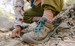 Keen Women's Circadia Vent Shoe | Syrup/Boysenberry -Keen Store W Circadia Vent LifestylePDPDoublewide 841c888a 1554 46a1 b4b4 4e9b6c3f31e8