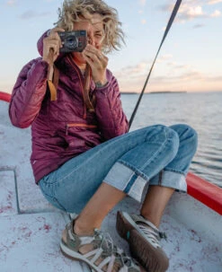 Keen Women's Whisper | Taupe/Coral -Keen Store WhisperLifestylePDPSingleRight 1359148f a8d9 4447 bc67 22649957f69d